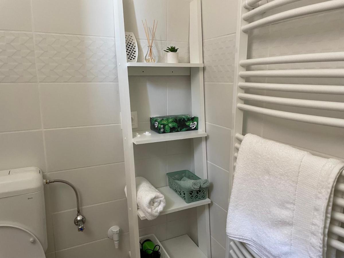 Csalogany Vendeghaz Apartment Szerencs Bagian luar foto