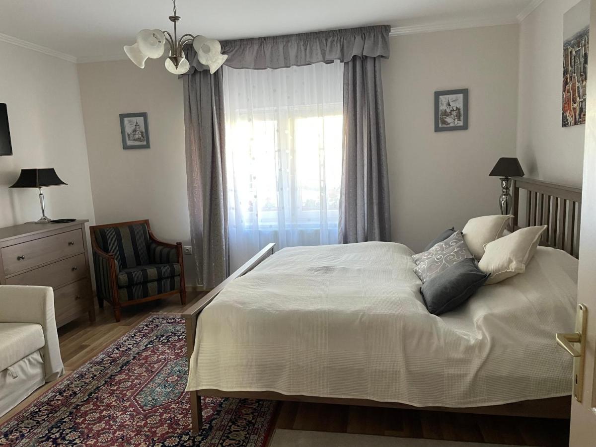 Csalogany Vendeghaz Apartment Szerencs Bagian luar foto