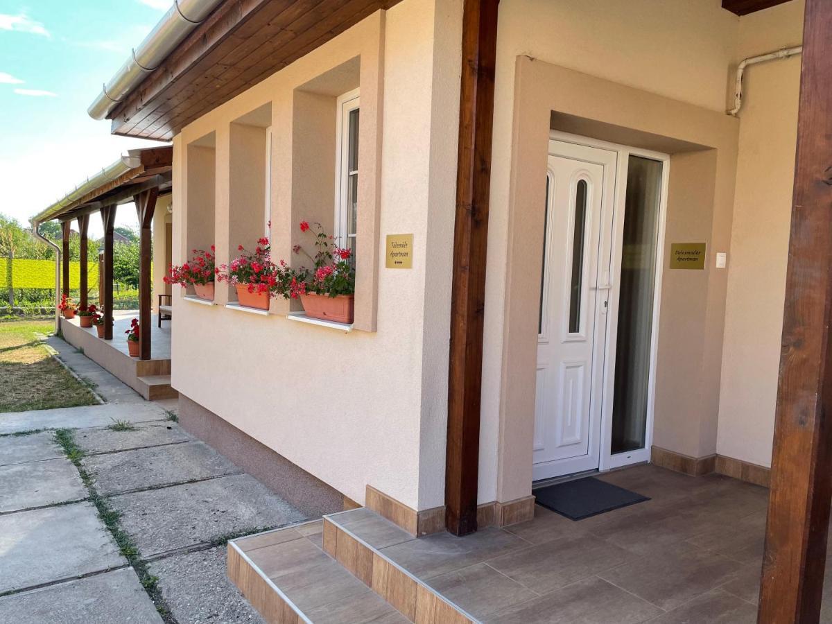 Csalogany Vendeghaz Apartment Szerencs Bagian luar foto